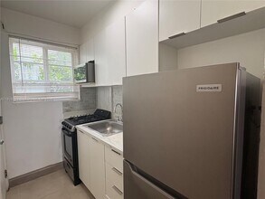 503 75th St in Miami, FL - Building Photo - Building Photo