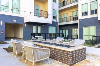 The View at Sapphire Bay in Rowlett, TX - Building Photo - Building Photo