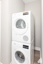 3929 N Janssen Ave, Unit W3 in Chicago, IL - Building Photo - Building Photo