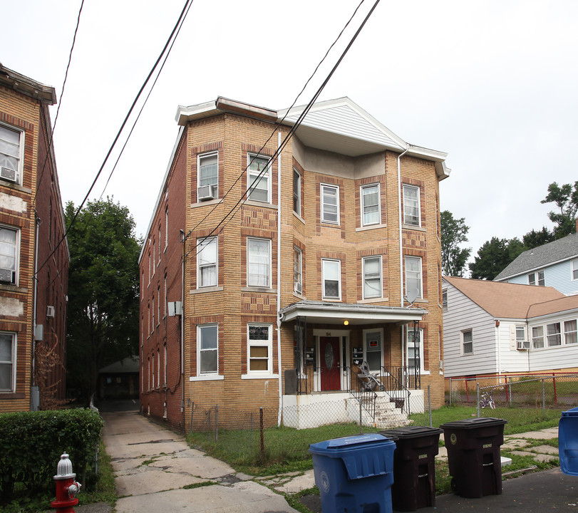 94 Silver St in New Britain, CT - Building Photo