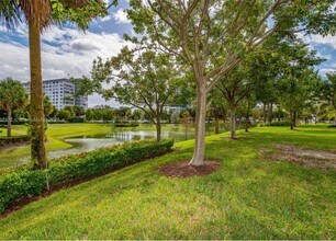 3932 Long Leaf Ln in Hollywood, FL - Building Photo - Building Photo