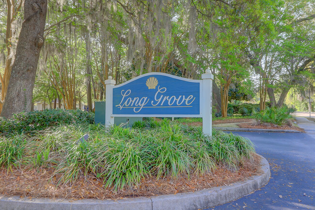 1600 Long Grove Dr, Unit 112 in Mount Pleasant, SC - Foto de edificio - Building Photo