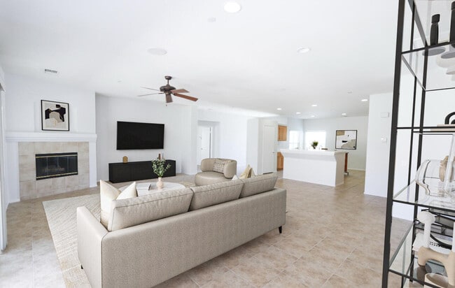 3713 Vista Verde in Palm Springs, CA - Building Photo - Building Photo