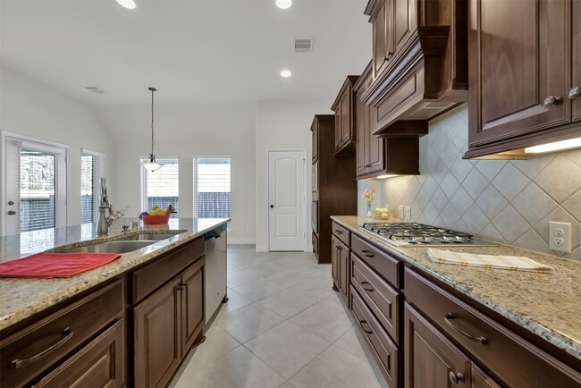 property at 150 N Greatwood Glen Pl