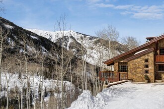 6770 Castle Creek Rd in Aspen, CO - Building Photo - Building Photo