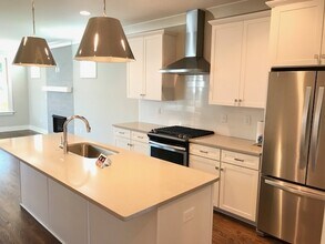 6116a California Ave in Nashville, TN - Building Photo - Building Photo