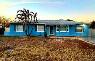 3673 London Blvd in Cocoa, FL - Building Photo