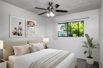 550 N Catalina Ave in Pasadena, CA - Foto de edificio - Building Photo