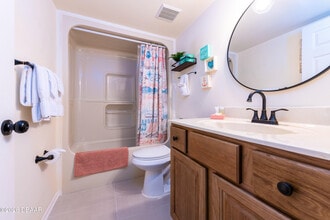 3602 S Peninsula Dr in Port Orange, FL - Building Photo - Building Photo