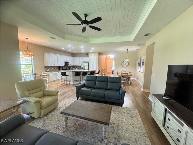 10253 Gulfstone Ct