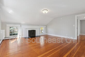 9 Haigh Ave in Niantic, CT - Building Photo - Building Photo