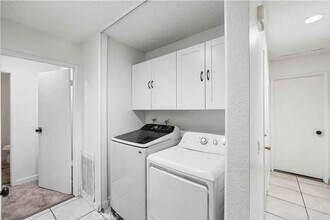 2701 Juniper Dr in Palmdale, CA - Building Photo - Building Photo