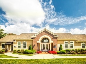 SouthRidge in Laurel, MD - Foto de edificio - Building Photo