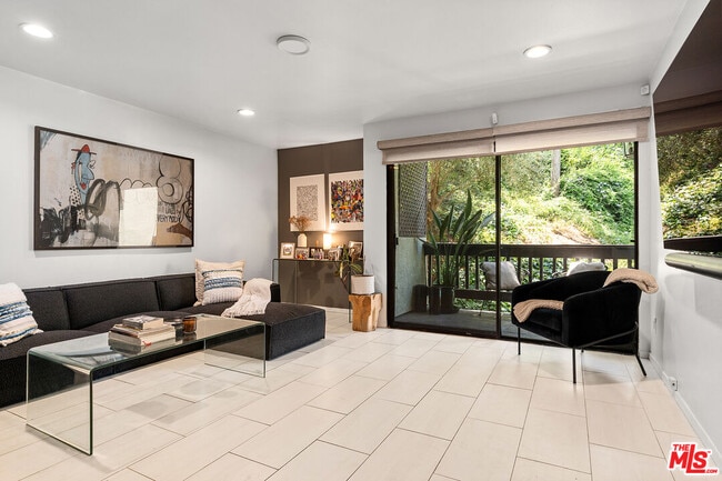property at 2018 Griffith Park Blvd