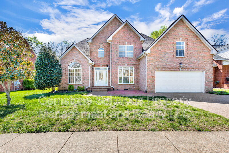 2765 Trasbin Ct in Thompson's Station, TN - Building Photo