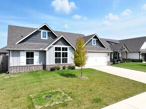 23073 E 106th St S in Broken Arrow, OK - Building Photo - Building Photo