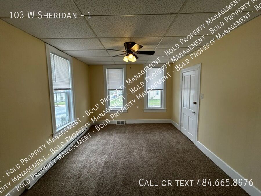 103 W Sheridan Ave in Annville, PA - Building Photo