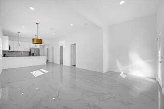 600 N Lakewood Ave in Ocoee, FL - Building Photo - Building Photo