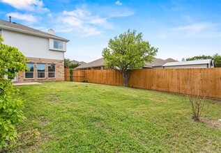 2922 Tree Line Rd in Garland, TX - Building Photo - Building Photo