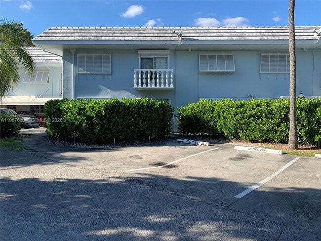 1200 Mariposa Ave in Coral Gables, FL - Building Photo - Building Photo