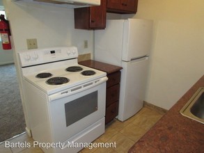 5647 Madison Ave in Richmond, CA - Building Photo - Building Photo