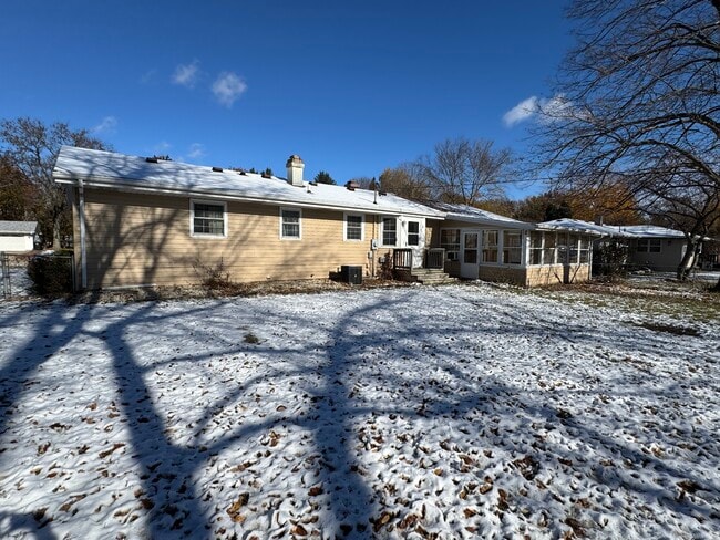 2532 N Bootmaker Dr in Beloit, WI - Building Photo - Building Photo