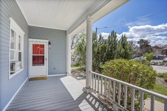 2205 Arapahoe Ave in Boulder, CO - Building Photo - Building Photo