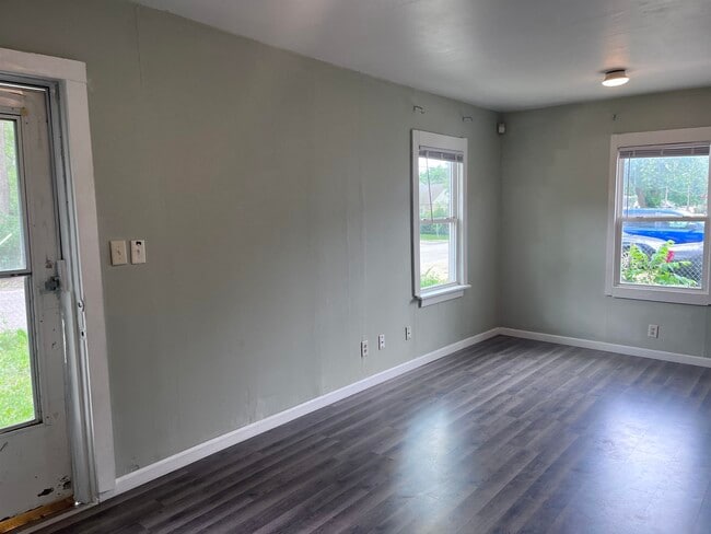 3011 Saner Ave in Rockford, IL - Building Photo - Building Photo