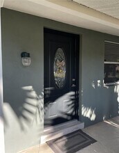 6405 White Sands Terrace in Sarasota, FL - Building Photo - Building Photo