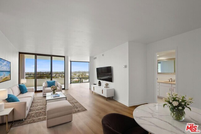 property at 4316 Marina City Dr