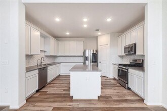 6157 Teodoro Bend in Round Rock, TX - Building Photo - Building Photo