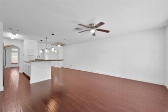 4 Redberry Ct in Spring, TX - Building Photo - Building Photo