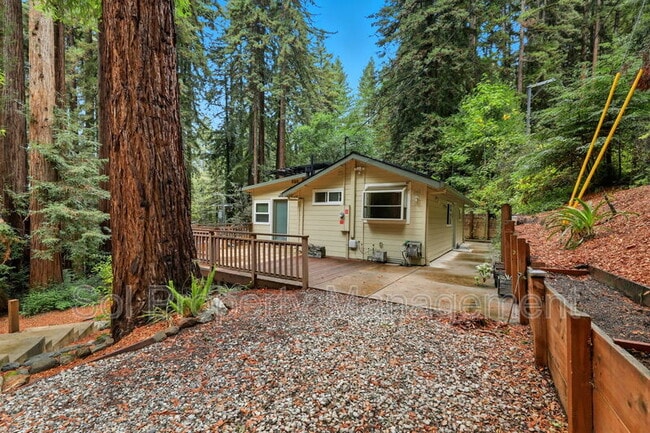 245 Blue Ridge Dr in Boulder Creek, CA - Building Photo - Building Photo