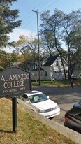 1215 W Lovell St, Unit 1215 W Lovell Street in Kalamazoo, MI - Building Photo