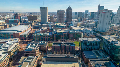 Burnham Square East in Columbus, OH - Building Photo - Building Photo