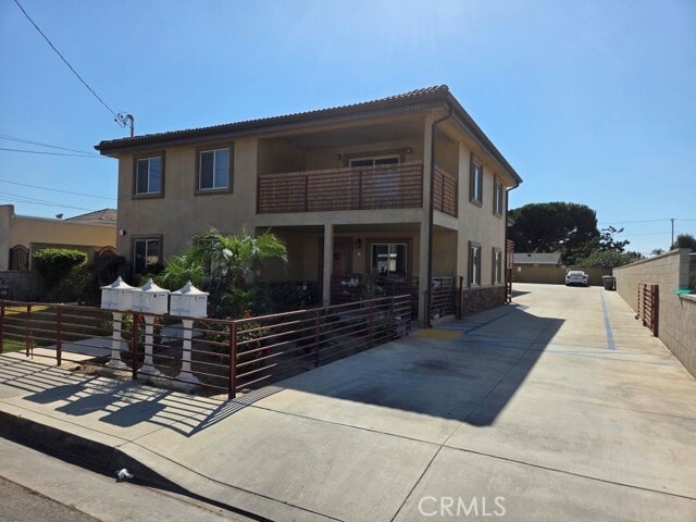 21827 Hawaiian Ave in Hawaiian Gardens, CA - Building Photo - Building Photo