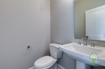 10 Howard St in Greenville, SC - Building Photo - Building Photo