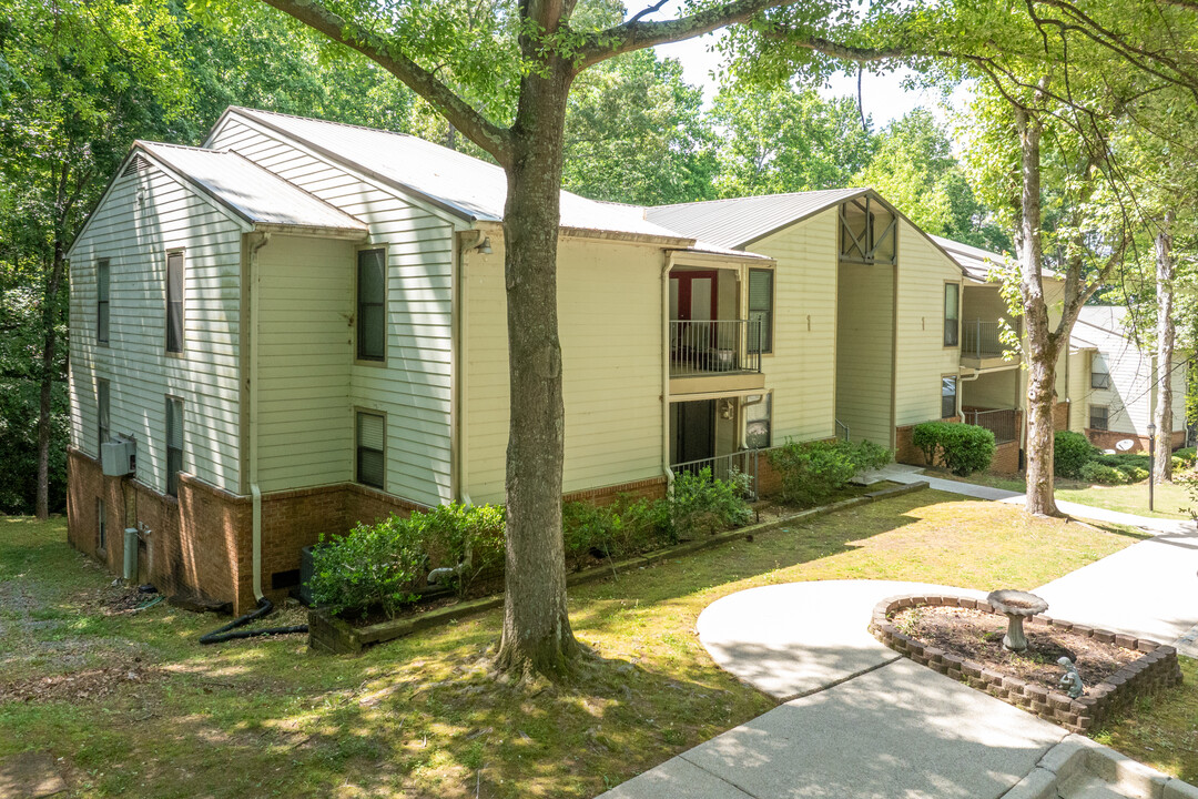 The Gables Condominiums in Hoover, AL - Building Photo