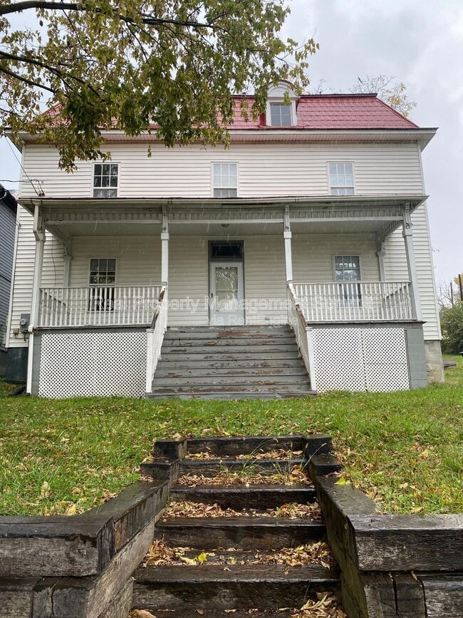 property at 817 Grayson Ave