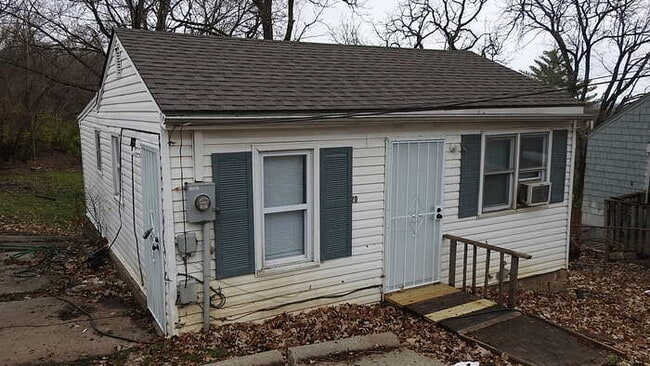 2220 S Arlington Ave in Independence, MO - Building Photo - Building Photo