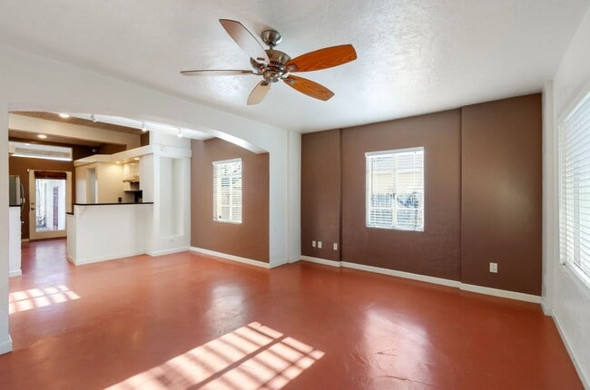 property at 1722 E 9th St