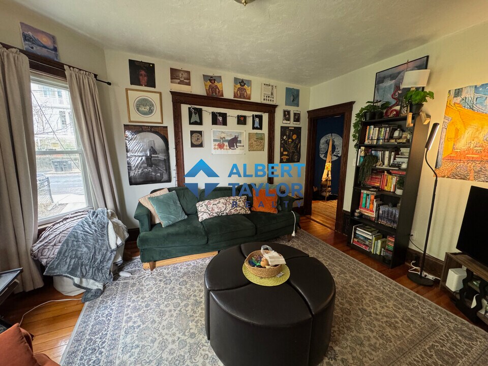 101 Heath St, Unit 101 Heath St. #1 in Somerville, MA - Foto de edificio