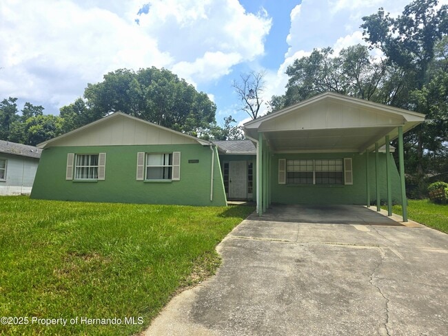 property at 21364 Lincoln Ln