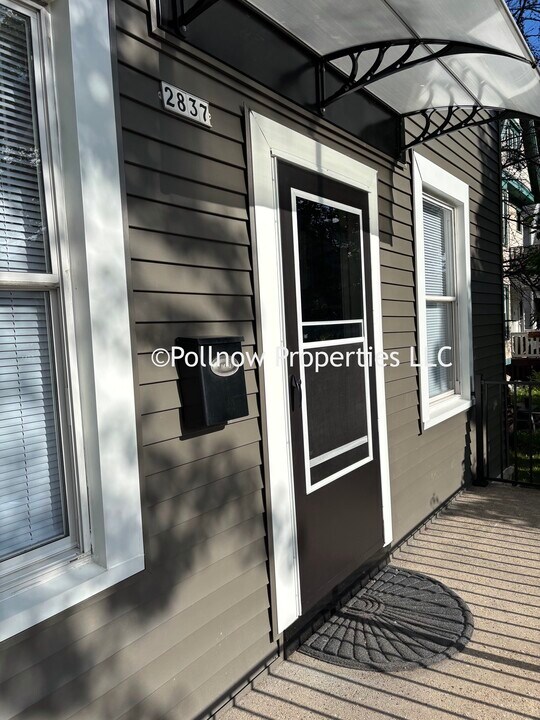 2837 N Palmer St, Unit Lower in Milwaukee, WI - Building Photo