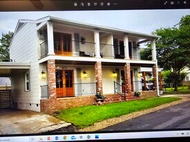 417 1st St S, Unit A in Columbus, MS - Building Photo