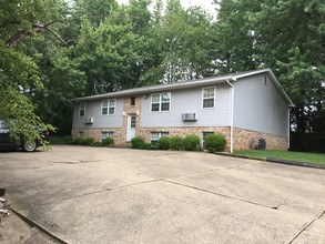 Hickory Hollow in Mount Vernon, IN - Foto de edificio - Building Photo