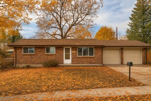 7121 Pierce St in Arvada, CO - Building Photo
