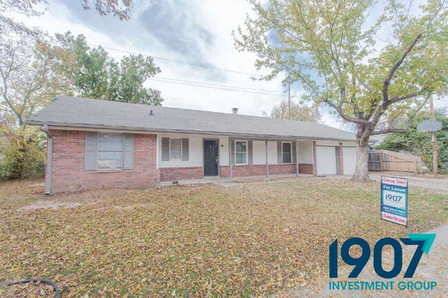 1524 Oakcliff Rd in Norman, OK - Building Photo - Building Photo