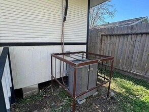 3903 Broyles St in Houston, TX - Building Photo - Building Photo