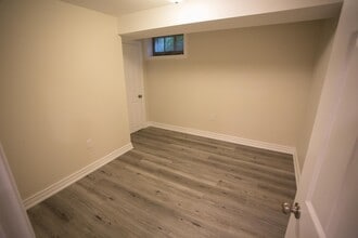 76 Blakemanor Blvd in Toronto, ON - Building Photo - Building Photo